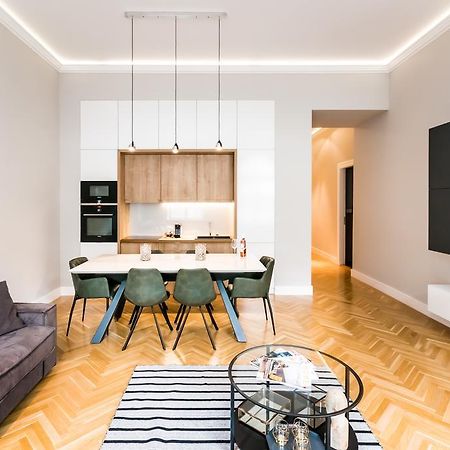 Bpr Opera Lux Treasure Apartamento Budapeste Exterior foto